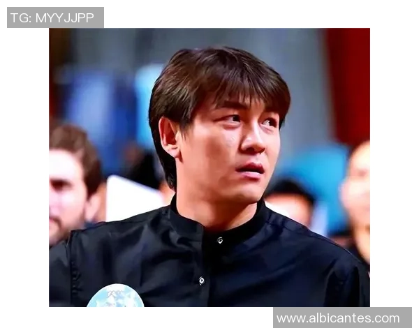 张玉宁谈现代足球快速转换的踢法与跑动习惯的适应性分析